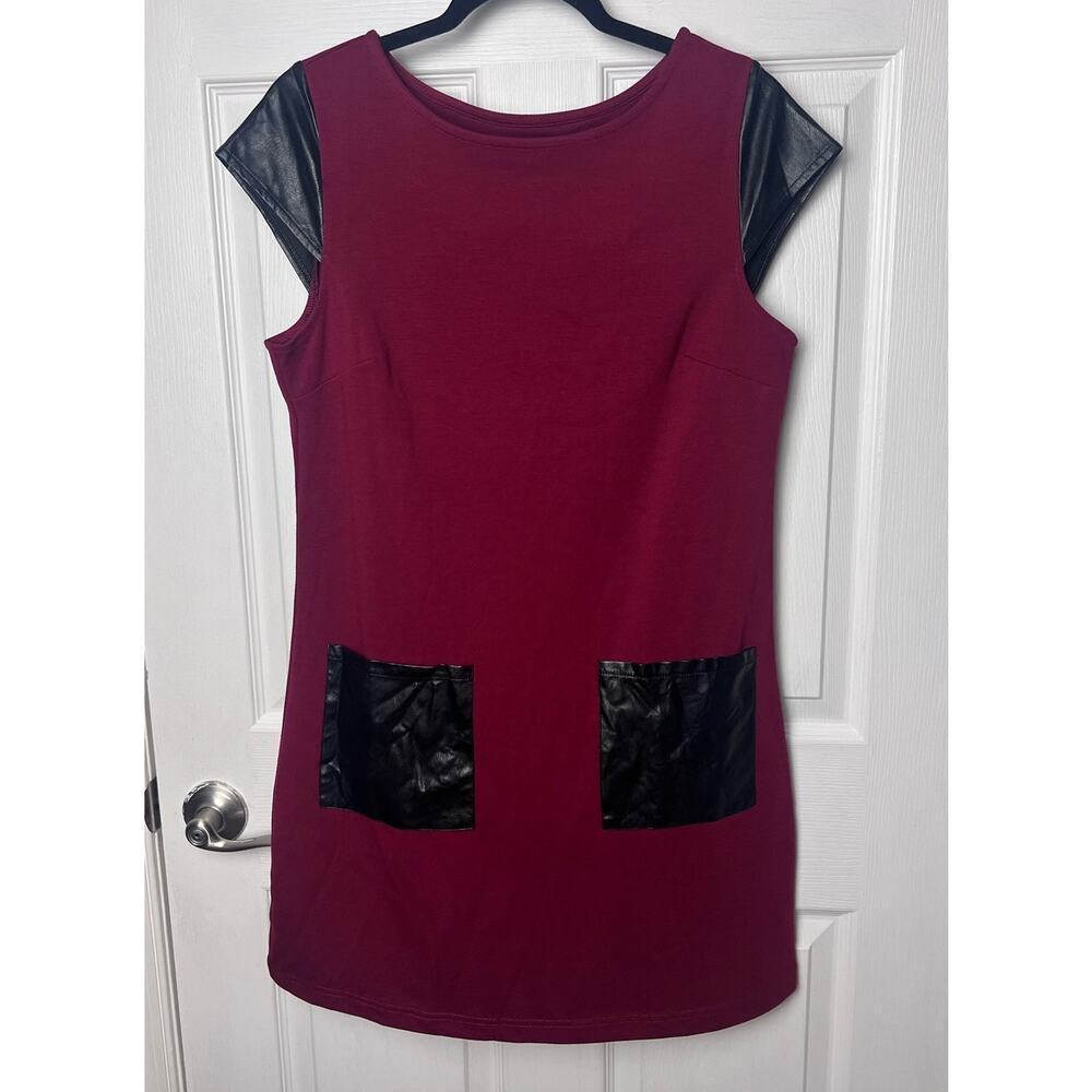 Mud Pie Burgundy Knit Black Faux Leather Short Sleeve Shift Dress Size Medium